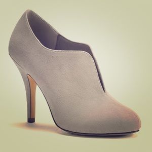 Apt 9 Womens Grey Suede Dress Shoes Ankle Pumps